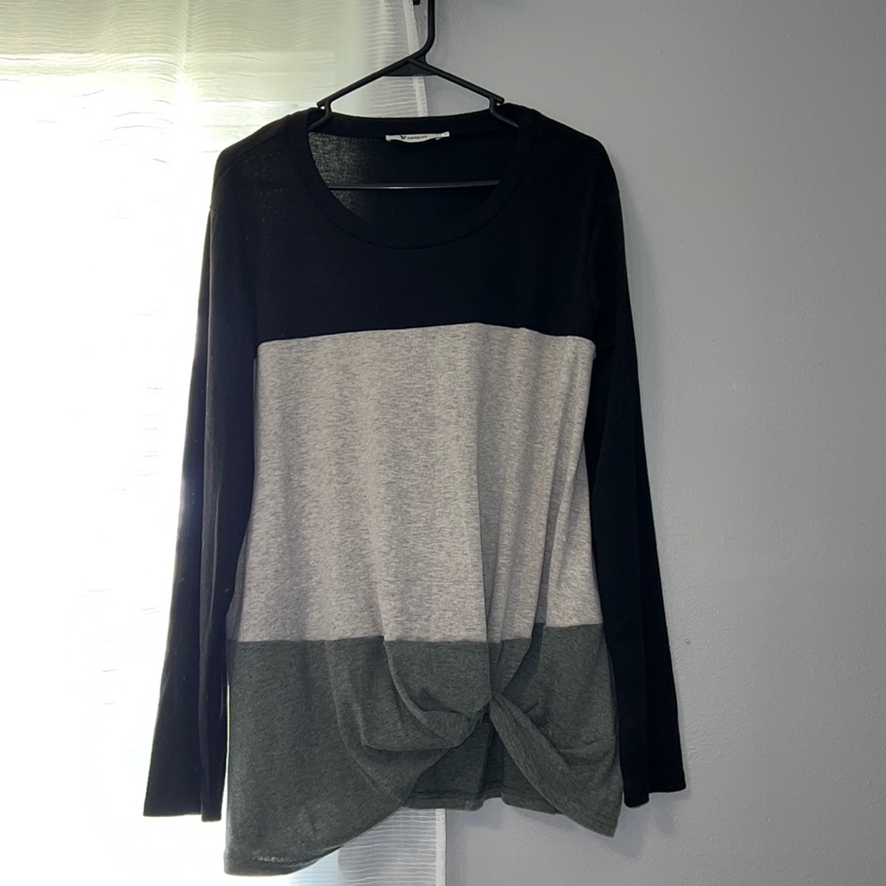 Color block long sleeve top